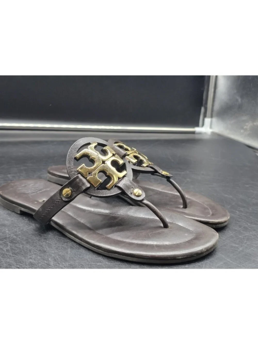 Tory Burch Sandals Womens Size 7 Brown Miller Logo Leather Thong Flat Shoes